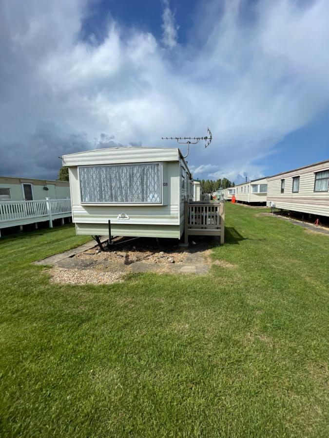 צ'אפל סנט לאונרדס Tessas Caravan Breaks מראה חיצוני תמונה
